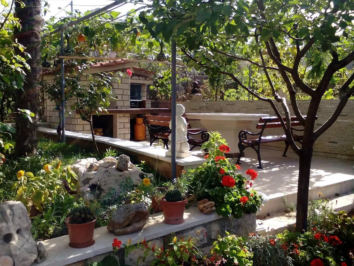 Apartment Marija Vrh  Croazia